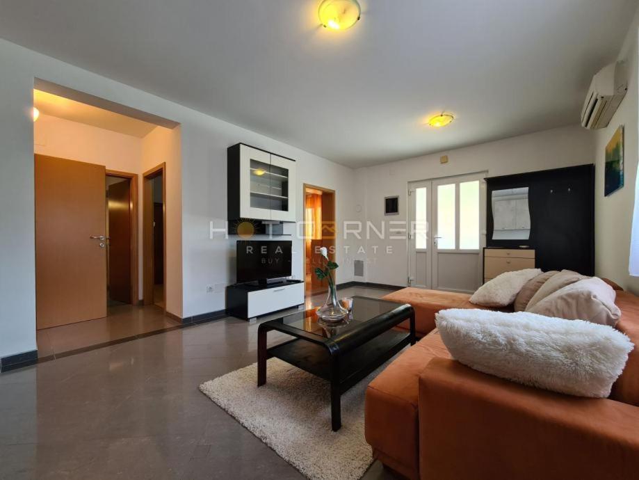 Apartman Nada Daire Ližnjan Dış mekan fotoğraf
