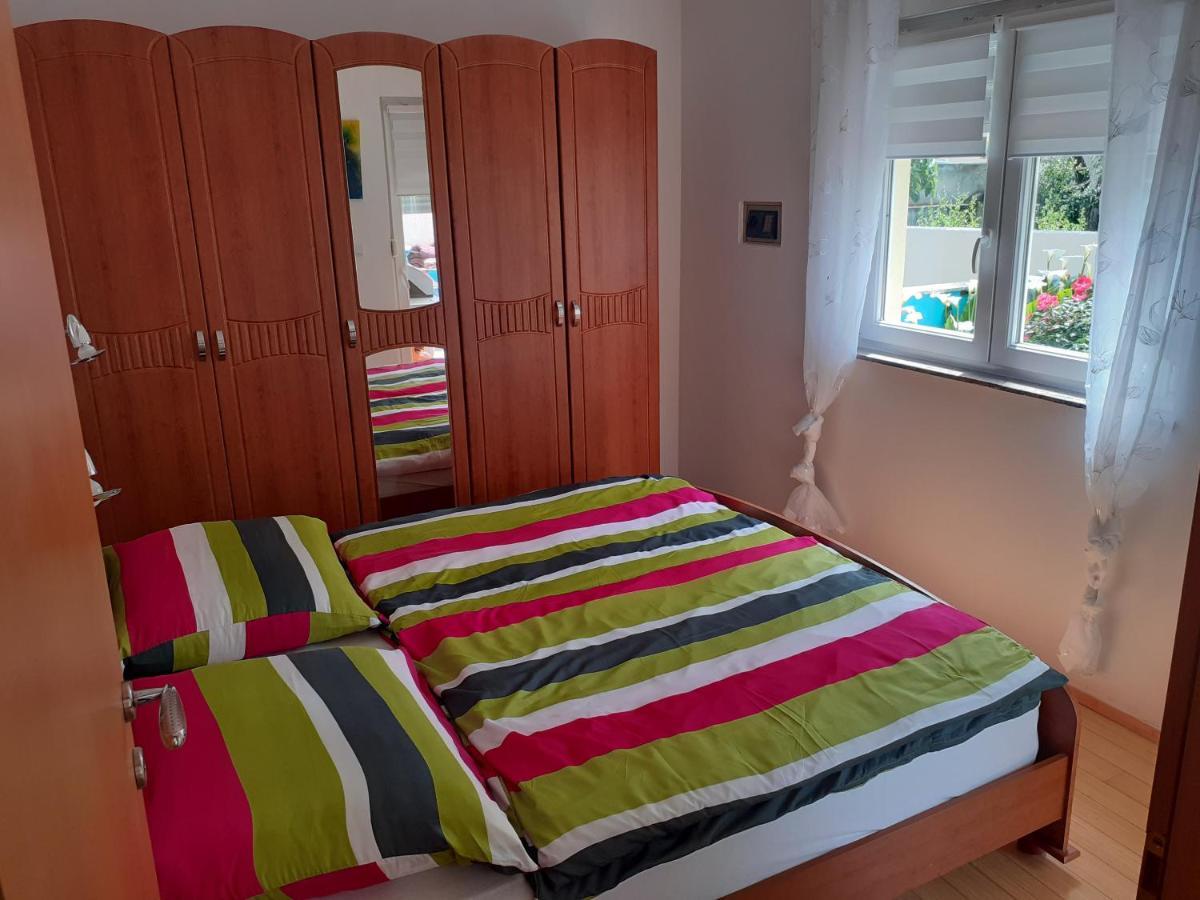 Apartman Nada Daire Ližnjan Dış mekan fotoğraf
